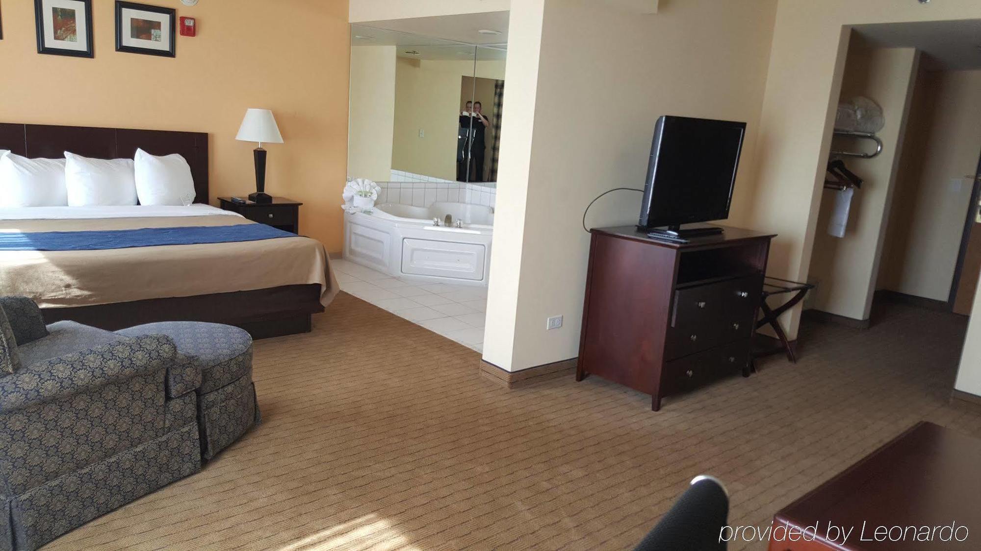 Holiday Inn Express & Suites - Prospect Heights By Ihg Екстер'єр фото